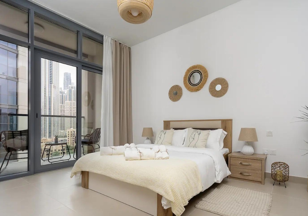 Chic Apartment With Dubai Skyline Views 10